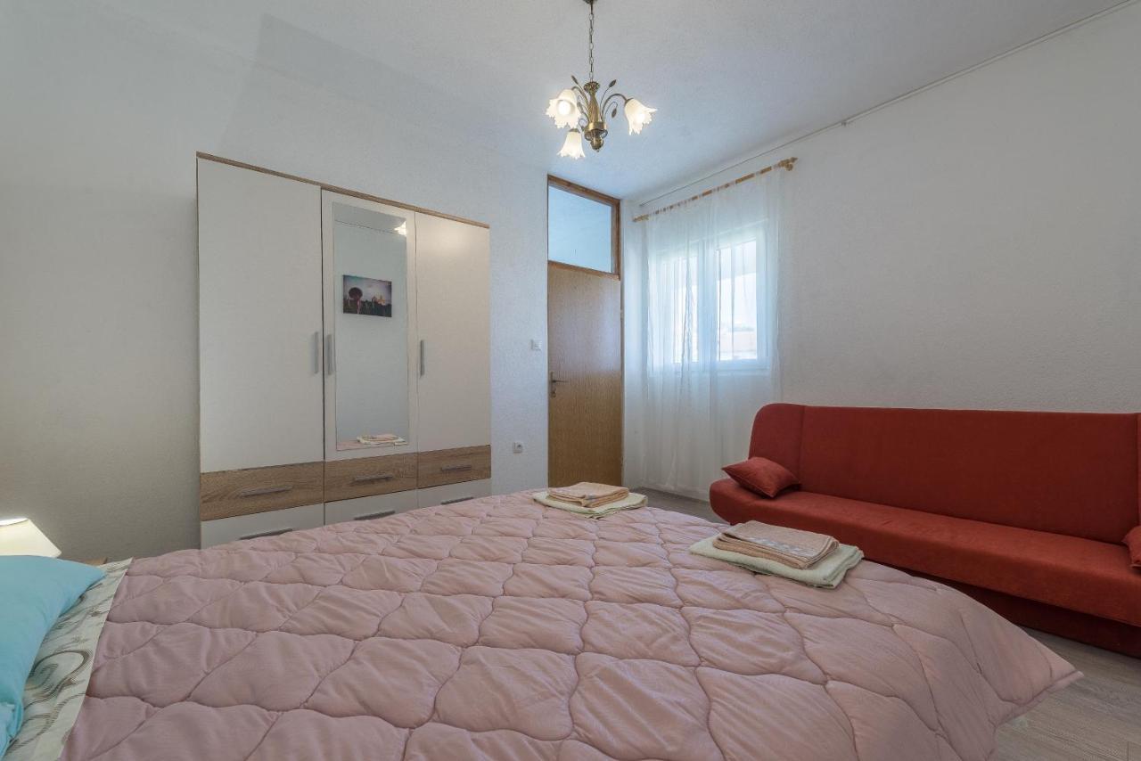 Apartmani Mlinar9 #2 Gornji Karin Esterno foto