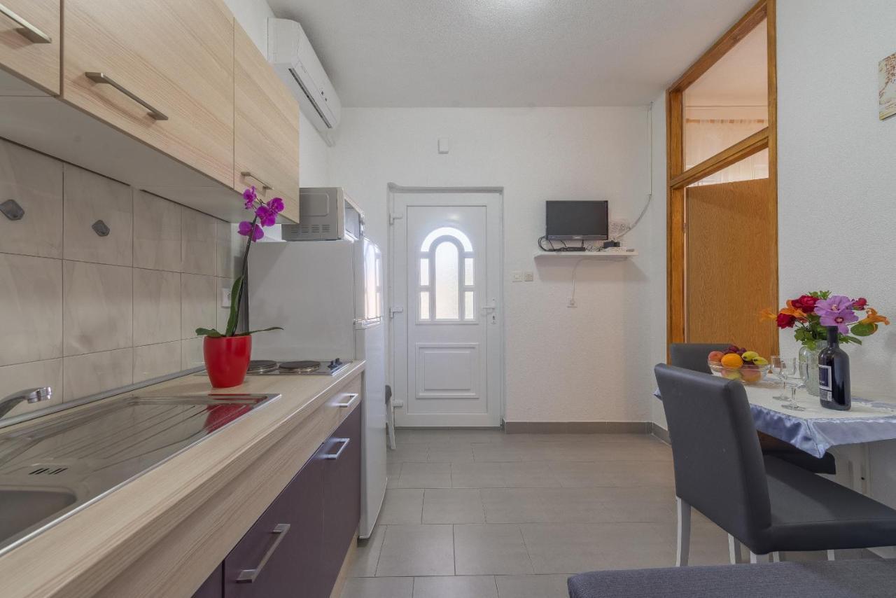 Apartmani Mlinar9 #2 Gornji Karin Esterno foto
