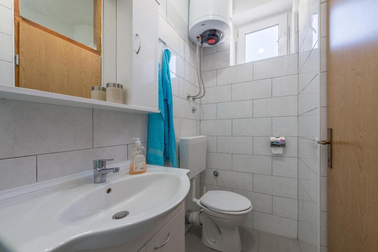Apartmani Mlinar9 #2 Gornji Karin Esterno foto