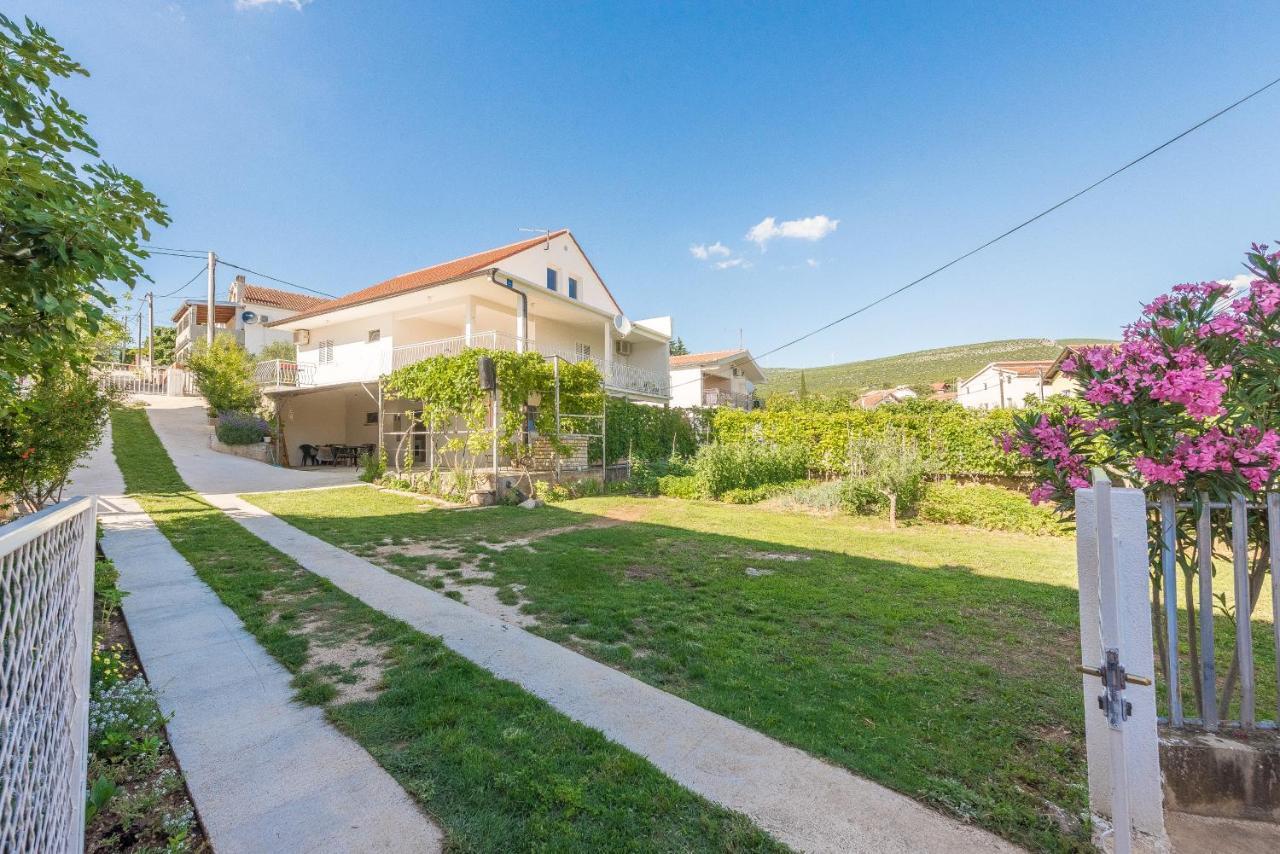 Apartmani Mlinar9 #2 Gornji Karin Esterno foto