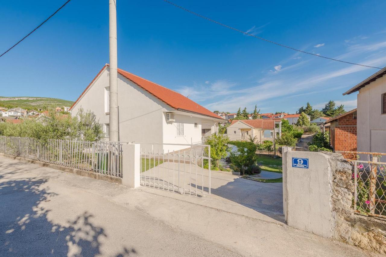 Apartmani Mlinar9 #2 Gornji Karin Esterno foto