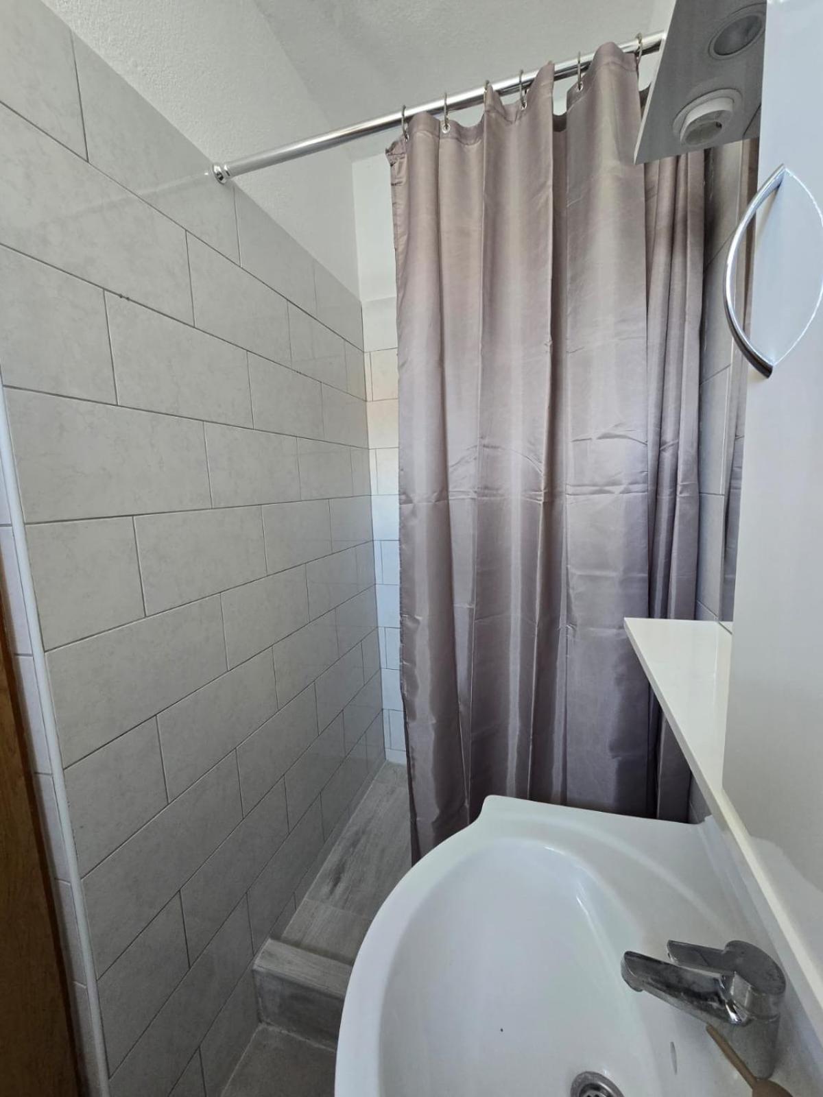 Apartmani Mlinar9 #2 Gornji Karin Esterno foto